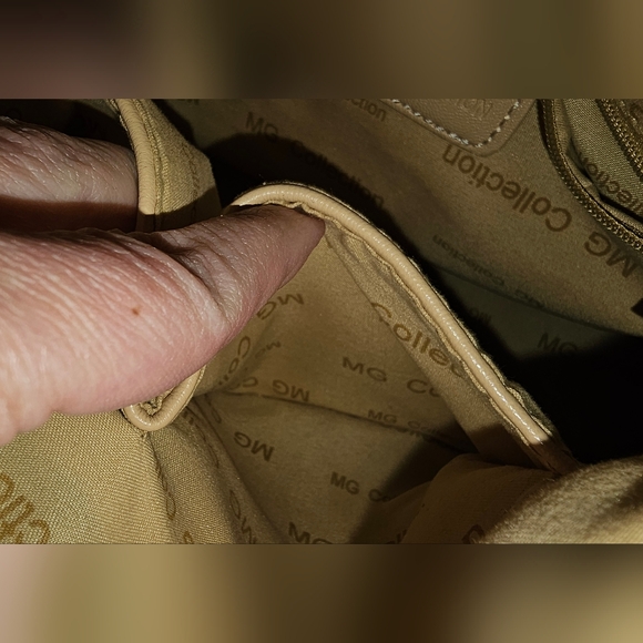 MG Collection EUC Tan Heart Embroidered Crossbody Or Hand Bag - Picture 9 of 16